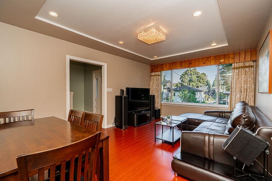 22 E 18th Avenue Vancouver, BC - 10