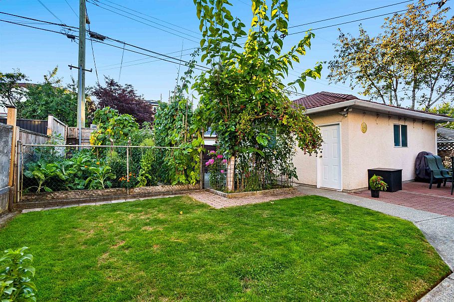 5455 Chambers Street Vancouver, BC - 24