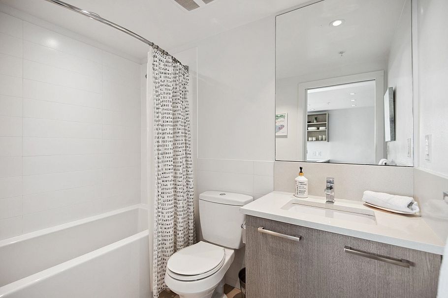 808 933 E Hastings Street Vancouver, BC - 17