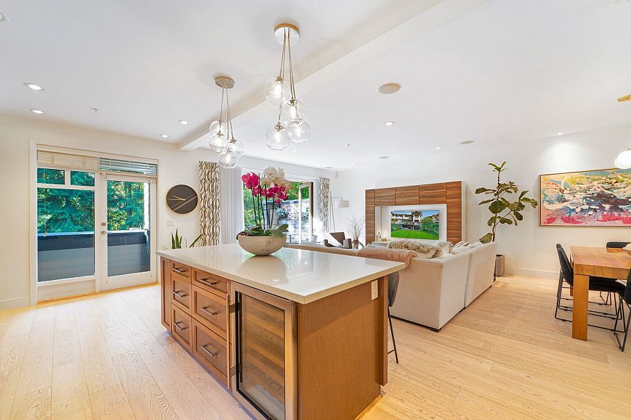 20 555 Raven Woods Drive North Vancouver, BC - 14