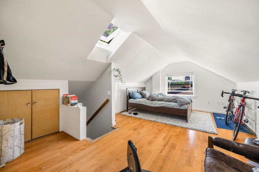 2641 E 7th Avenue Vancouver, BC - 13