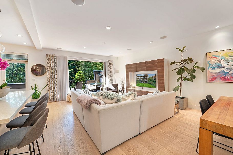 20 555 Raven Woods Drive North Vancouver, BC - 9