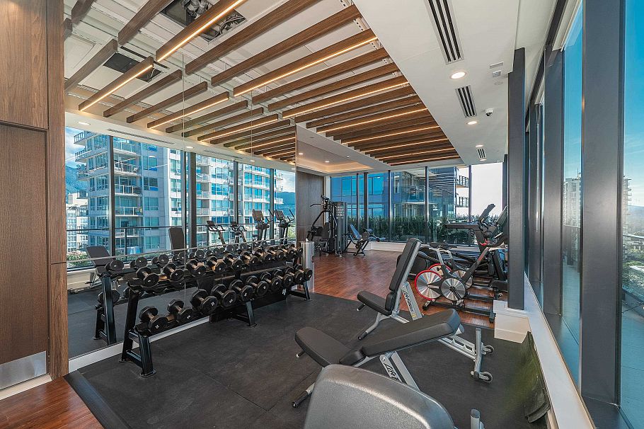 1306 135 E 13th Street North Vancouver, BC - 18