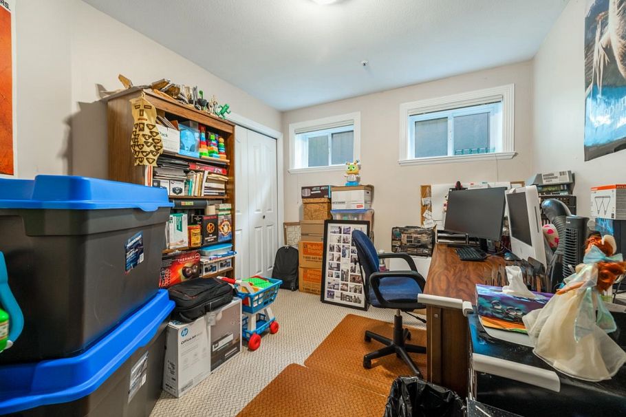 2085 Qualicum Drive Vancouver, BC - 23