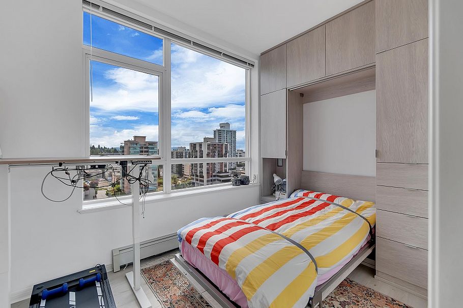 1403 120 W 16th Street North Vancouver, BC - 18