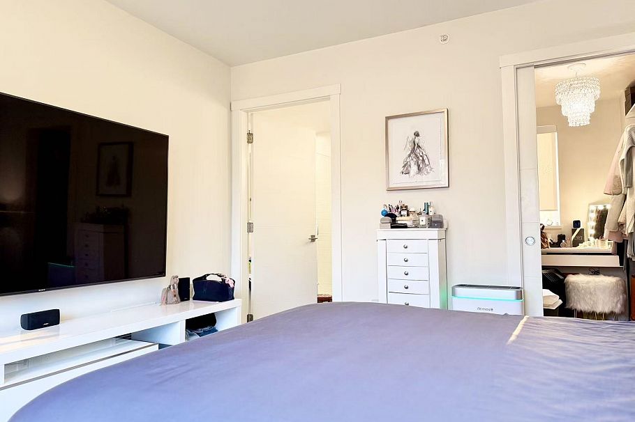 5432 Oak Street Vancouver, BC - 12