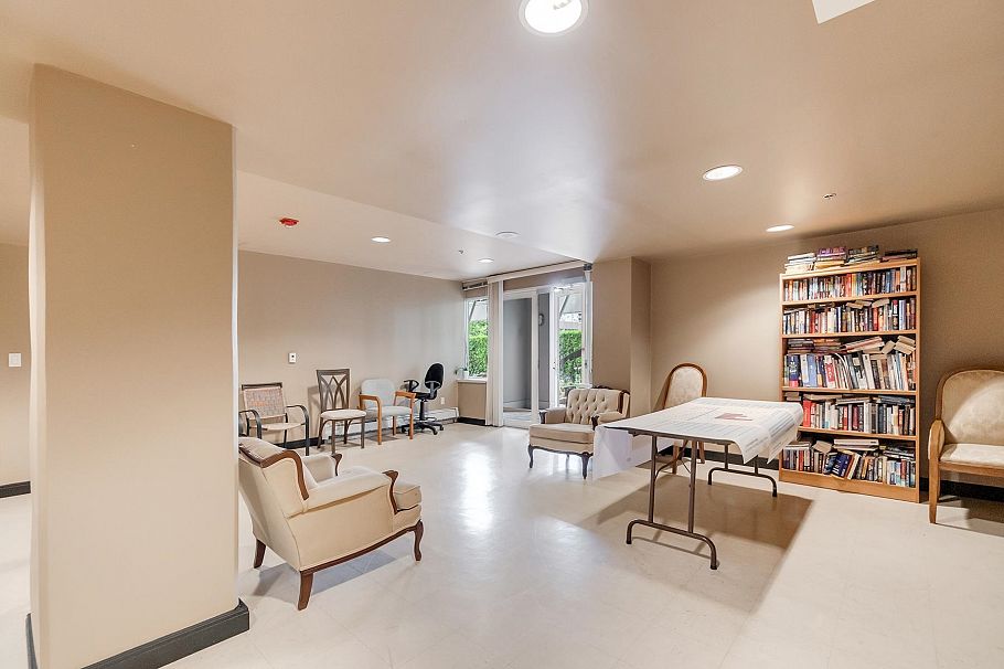 1403 120 W 16th Street North Vancouver, BC - 23