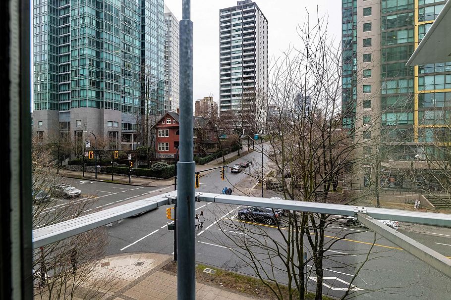 509 1331 West Georgia Street Vancouver, BC - 25