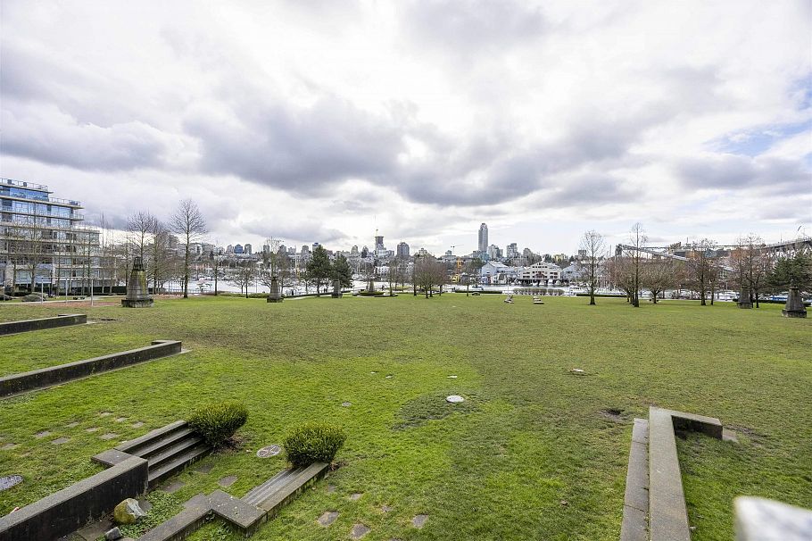 3207 583 Beach Crescent Vancouver, BC - 3