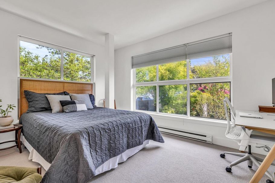 1664 St.Georges Avenue North Vancouver, BC - 37