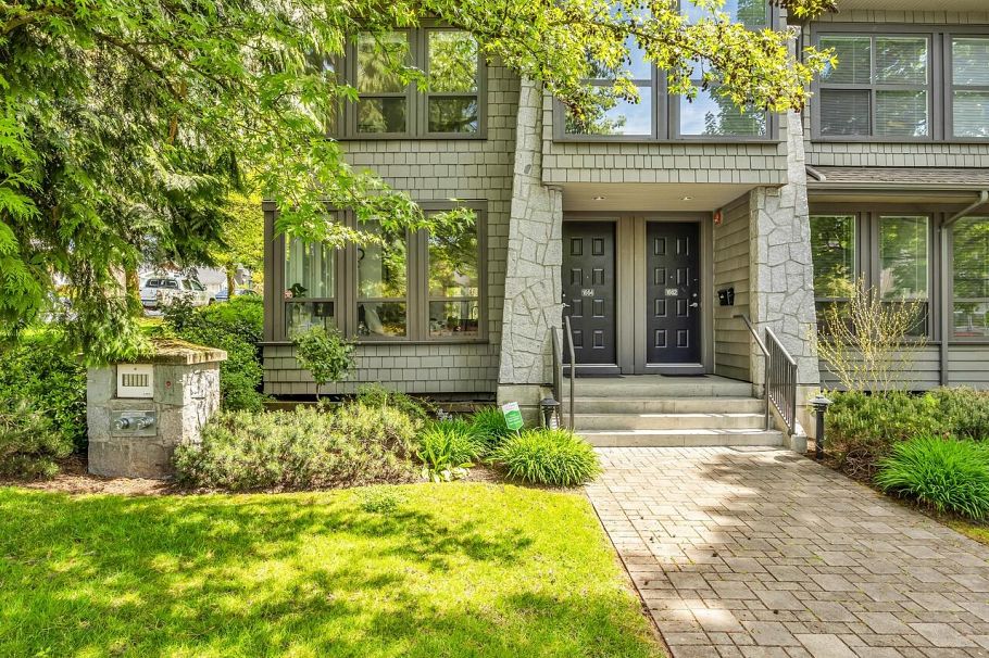 1664 St.Georges Avenue North Vancouver, BC - 3