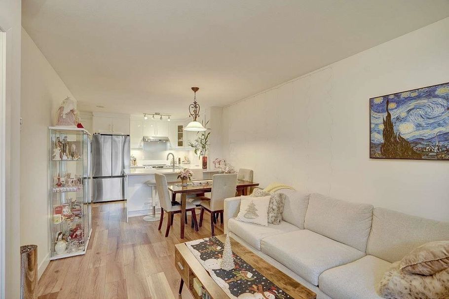 709 2763 Chandlery Place Vancouver, BC - 3