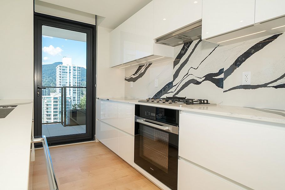 1306 135 E 13th Street North Vancouver, BC - 11