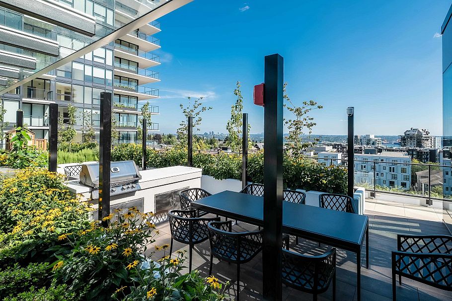 1306 135 E 13th Street North Vancouver, BC - 21