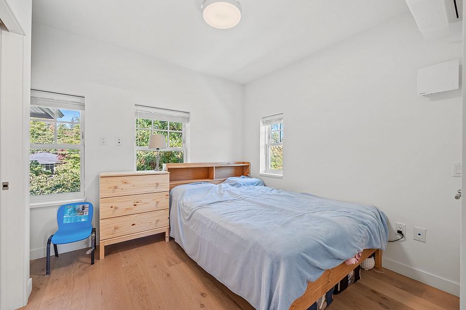 1312 W 57th Avenue Vancouver, BC - 19