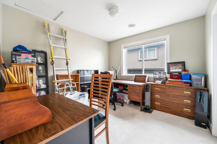 2085 Qualicum Drive Vancouver, BC - 20