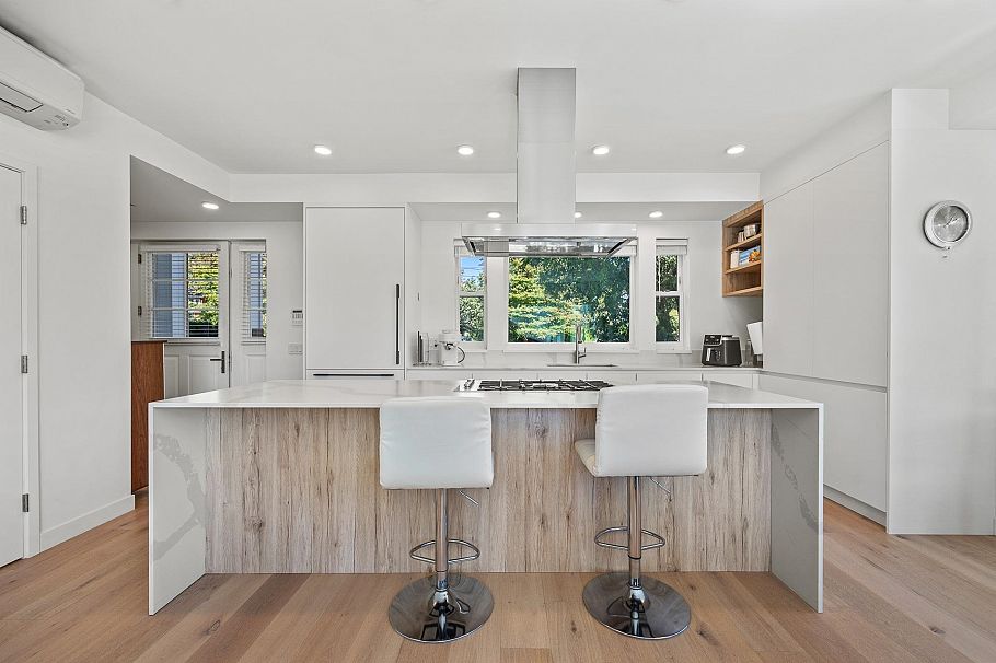 1312 W 57th Avenue Vancouver, BC - 6