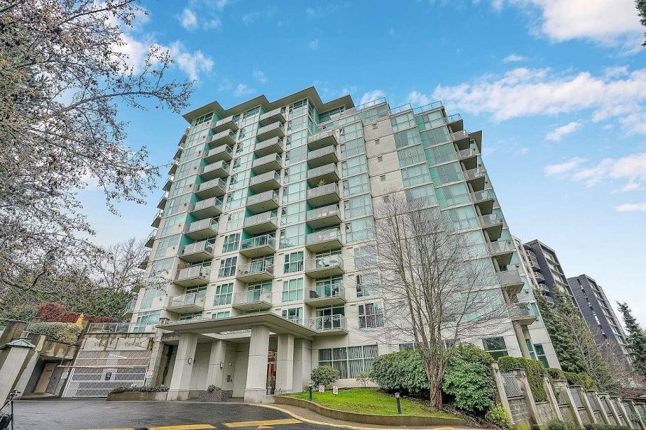 709 2763 Chandlery Place Vancouver, BC - 1