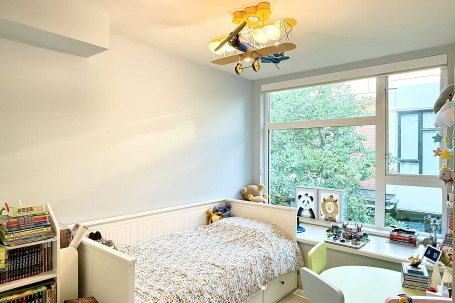 5432 Oak Street Vancouver, BC - 9