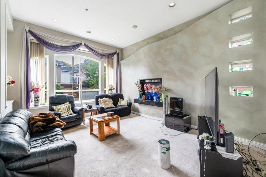 2085 Qualicum Drive Vancouver, BC - 30