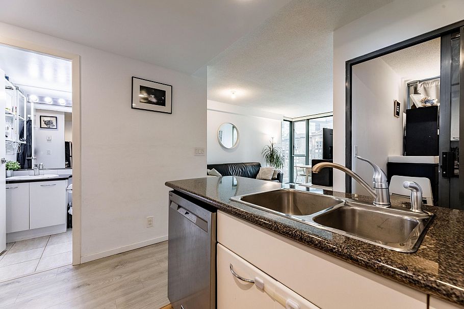 509 1331 West Georgia Street Vancouver, BC - 15