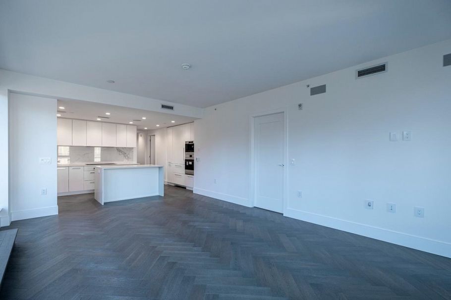 603 4675 Cambie Street Vancouver, BC - 5