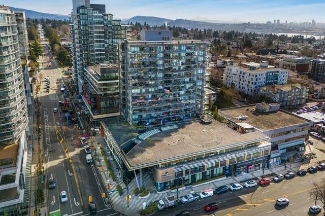 703 111 E 13th Street North Vancouver, BC - 2