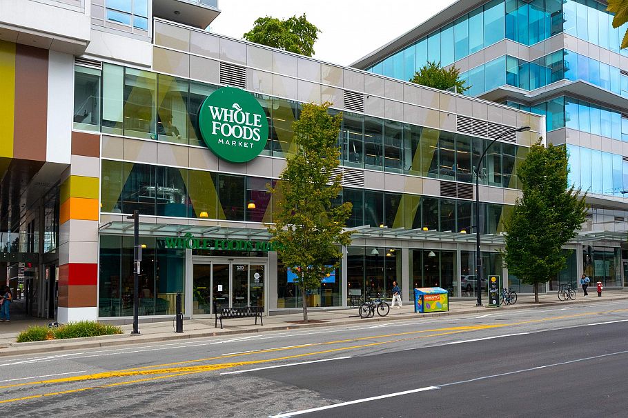 703 111 E 13th Street North Vancouver, BC - 33