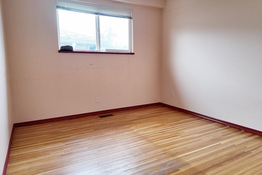 5872 Culloden Street Vancouver, BC - 19