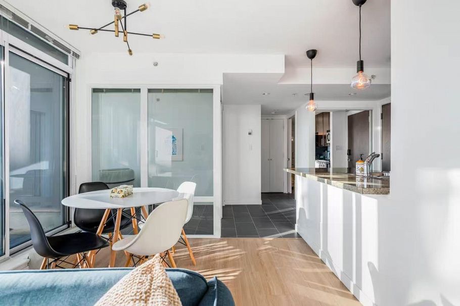 518 618 Abbott Street Vancouver, BC - 4