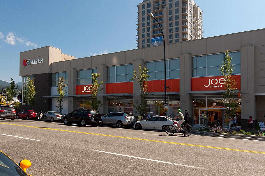 703 111 E 13th Street North Vancouver, BC - 35