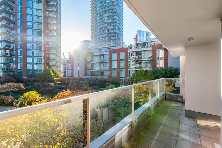 518 618 Abbott Street Vancouver, BC - 16