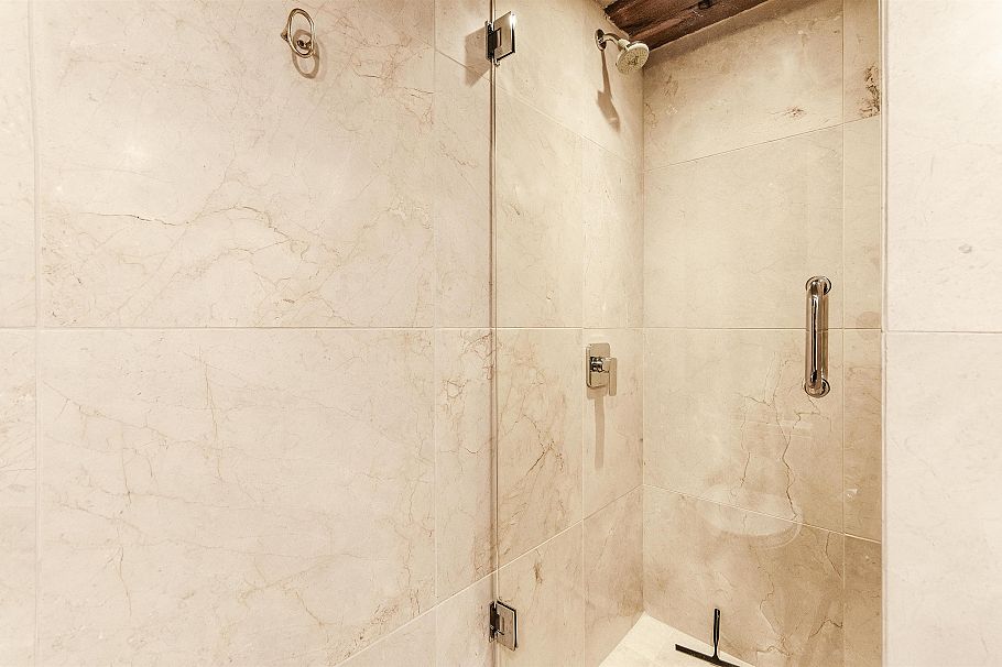 302 528 Beatty Street Vancouver, BC - 12