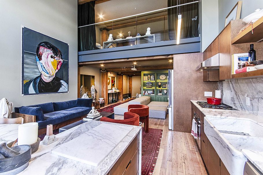 302 528 Beatty Street Vancouver, BC - 1