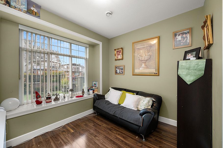 2643 E 8th Avenue Vancouver, BC - 20