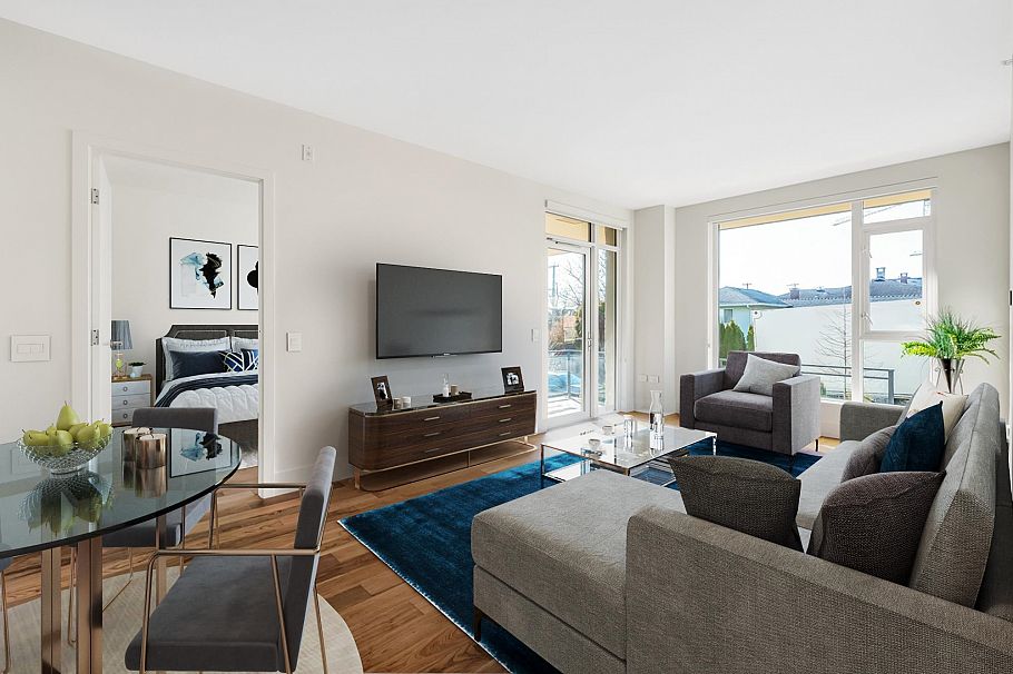 203 389 W 59th Avenue Vancouver, BC - 5