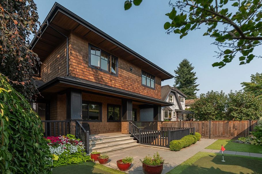 3230 W 31st Avenue Vancouver, BC - 29