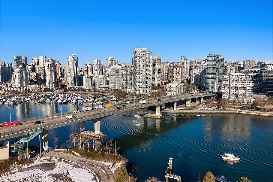 405 469 W King Edward Avenue Vancouver, BC - 38