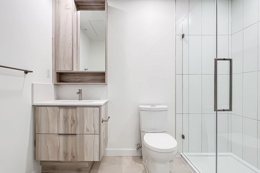 422 3594 Malsum Drive North Vancouver, BC - 19