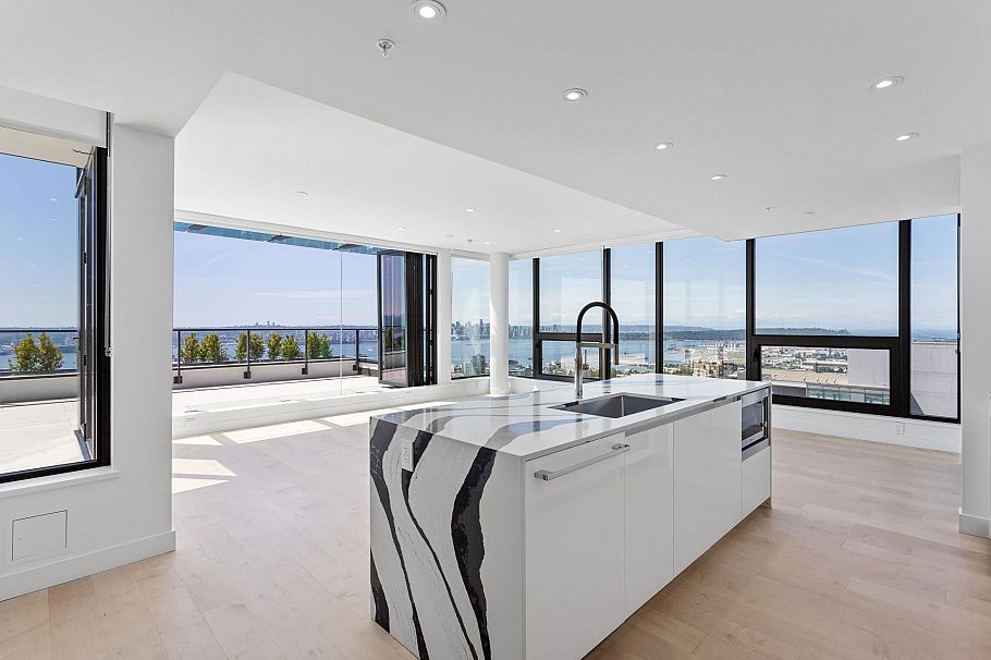 1602 135 E 13th Street North Vancouver, BC - 5