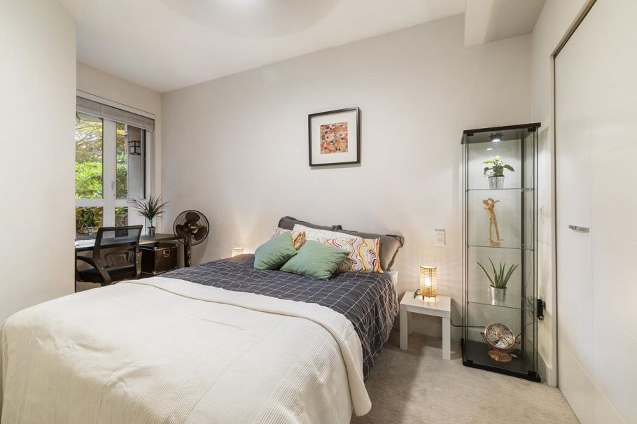 212 733 W 14th Street North Vancouver, BC - 8