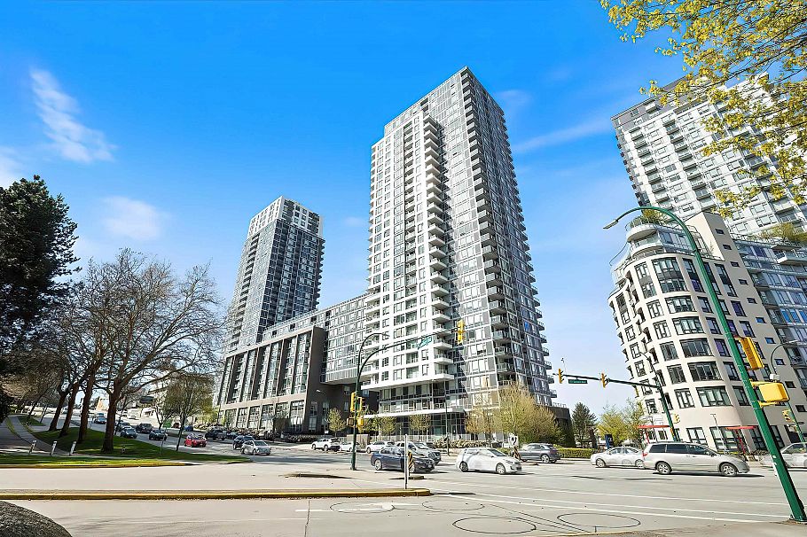 657 5515 Boundary Road Vancouver, BC - 1