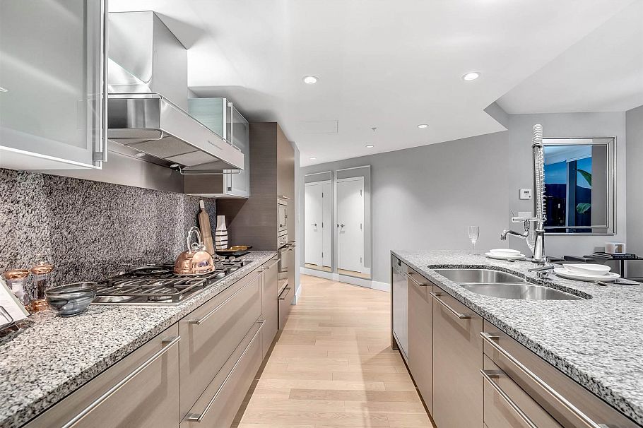 3202 1111 Alberni Street Vancouver, BC - 12