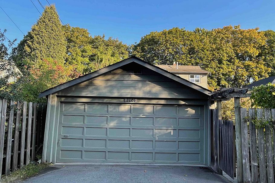3726 W 33rd Avenue Vancouver, BC - 7