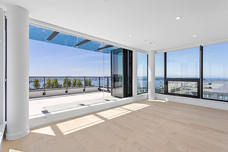 1602 135 E 13th Street North Vancouver, BC - 13