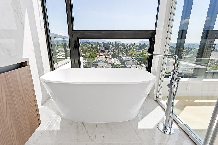 1602 135 E 13th Street North Vancouver, BC - 27