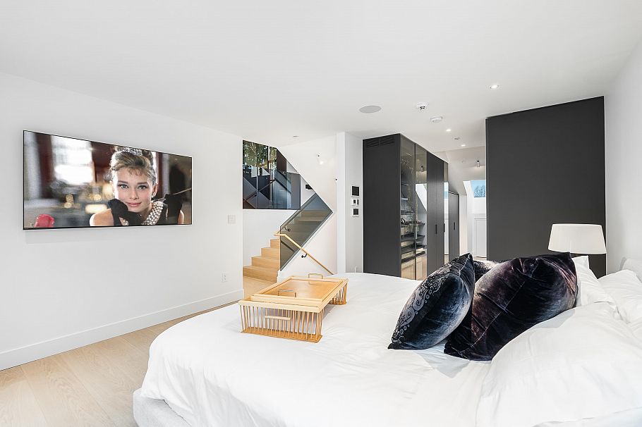 4416 W 1st Avenue Vancouver, BC - 14