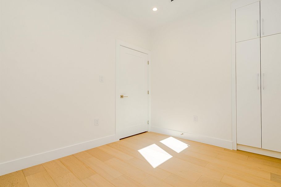 8182 Cartier Street Vancouver, BC - 10