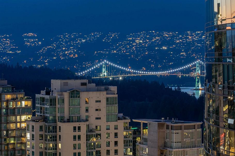 3202 1111 Alberni Street Vancouver, BC - 1