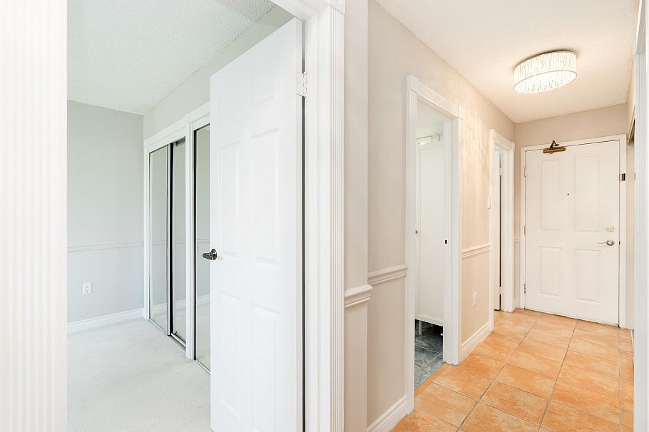 1404 2008 Fullerton Avenue North Vancouver, BC - 24